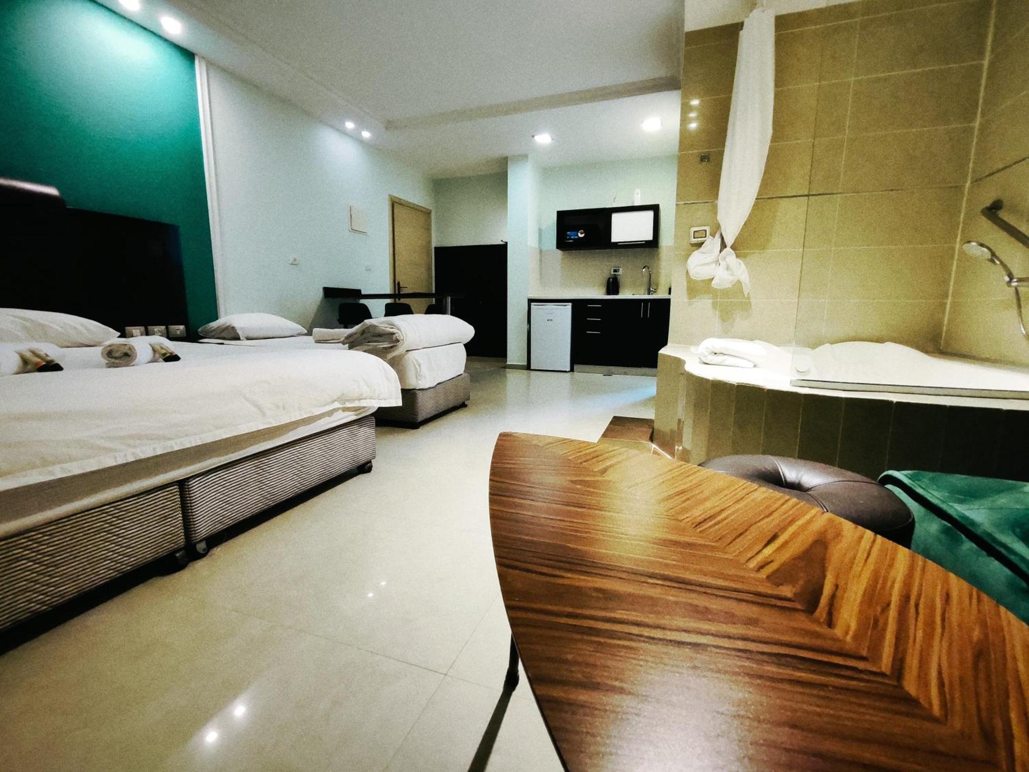 تل أبيب Marina Beach Hotel المظهر الخارجي الصورة